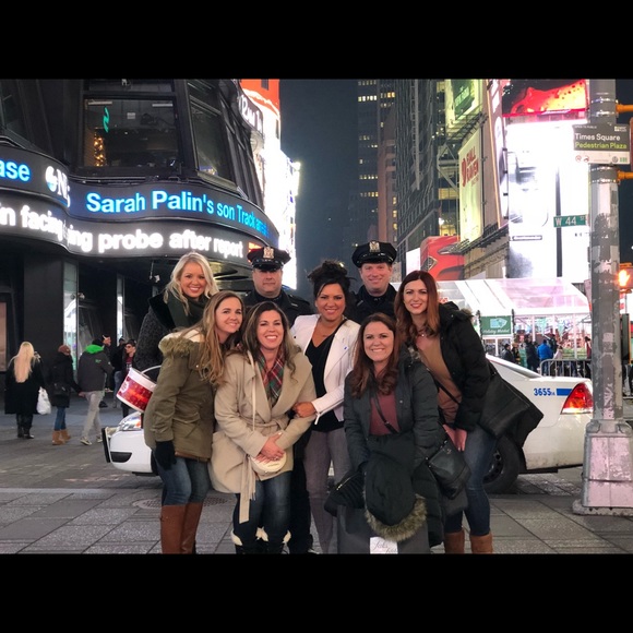 Meet your Posher, Becka - Picture 5 of 8